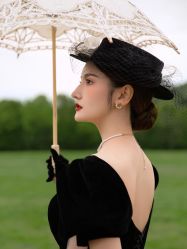 -樱花婚纱摄影