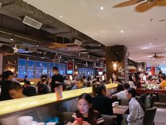 大堂-大头虾越式风味餐厅(光明广场店)