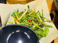 -何师烧烤Pro ·江湖川菜·小龙虾·精酿(太古里旗舰店)