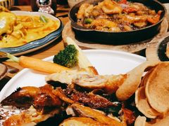 -泰堤坊(淡水体育馆店)