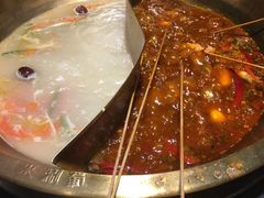 麻辣鸳鸯锅-来涮蜀鲜货火锅串串香(菜市口店)