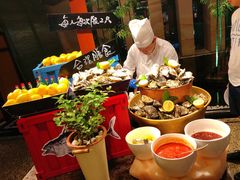 生蚝-松山湖凯悦酒店·Café自助餐厅·周末火舞秀表演