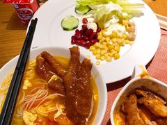 -艺厨风尚餐厅 · 桔钓沙莱华度假酒店