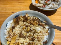 -红猪卤肉饭(大西洋美食城店)