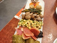 -聚首堂·特色小吃·肘子·炙子烤肉烤串(什刹海德胜门店)