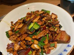 土萝卜干炒土腊肉-吃饭皇帝大(合生汇店)