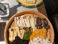 菌菇拼盘-尚尚仙·酸汤猪手·猪肚鸡火锅(华联万柳购物中心店)