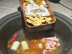 -芸山季·云南野生菌火锅(宝能环球汇店)