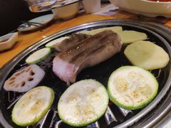 -唯成•韩国炭火烤肉 유성고기