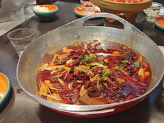 -川流不息·地道川菜·小龙虾(松东路店)