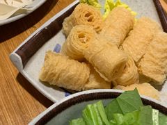 -毛辣果·贵州红酸汤牛肉火锅(西单店)