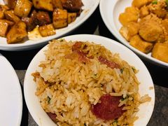 腊味煲仔饭-汤城小厨•粤菜•靓汤(苏州街店)