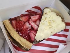 草莓奶冻派-Pie Bird(新闸路店)