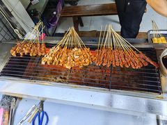 -何师烧烤(龙游路西段店)