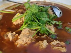 -去吃小龙虾·江湖菜·烧烤(南滨路店)