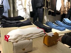 -URBAN REVIVO(七宝领展广场店)