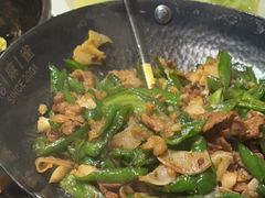 -佬麻雀·剁椒鱼头(京基KK One店)