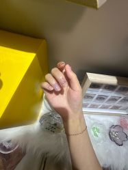 -小黑瓶美甲美睫