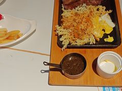 -豪享来(我格广场店)