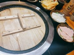 -锅来乐地锅鸡(安亭店)