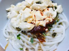 -辣辣小吃豆花米线(大观篆新农贸市场店)