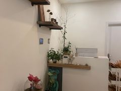 -至艾推拿院·三伏灸(昆城广场店)