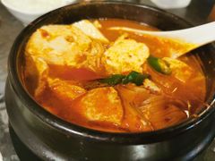 海鲜豆腐汤-富乐满韩国正宗炸鸡韩国料理(虹泉路店)