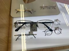 -无奔眼镜·蔡司·依视路授权店(马家堡店)