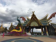 -七彩云南欢乐世界