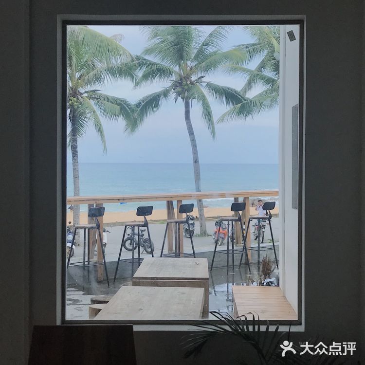 万宁|日月湾最美的一家海边咖啡店☕️