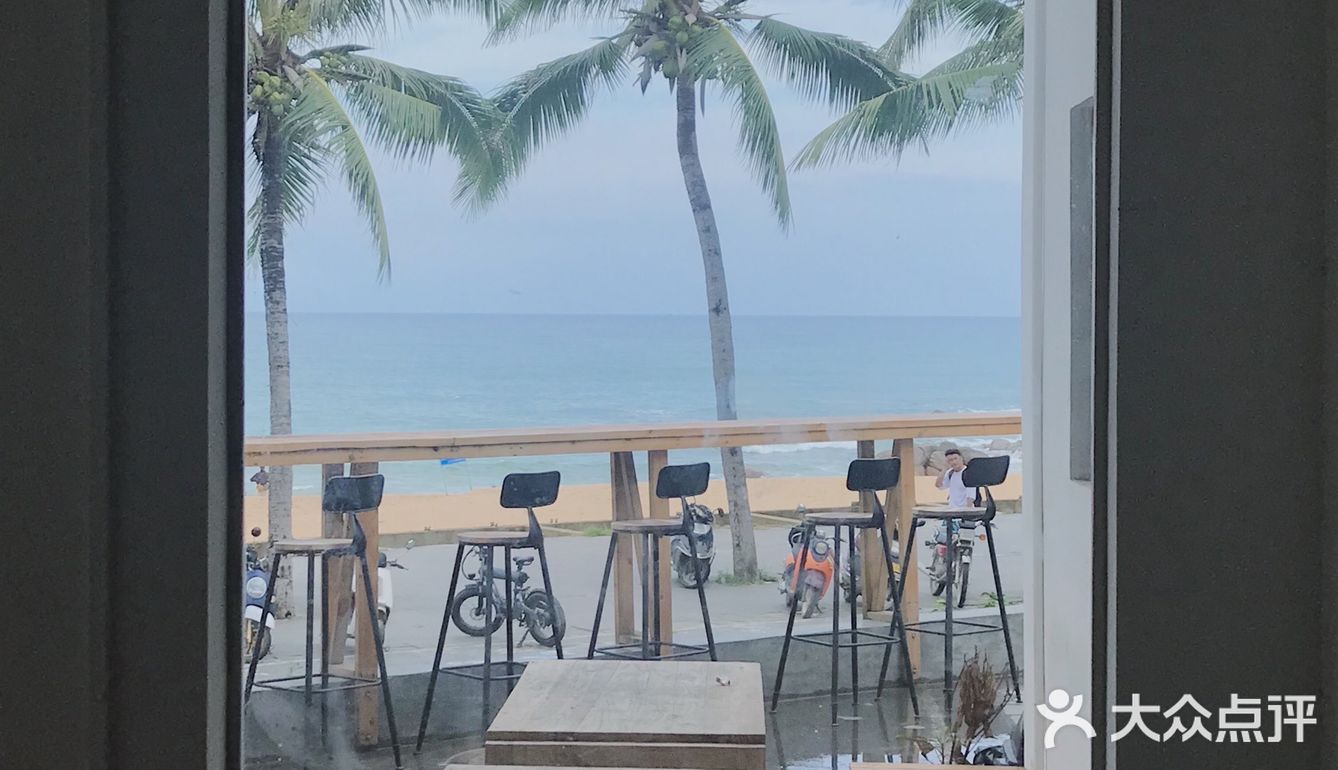 万宁｜日月湾最美的一家海边咖啡店☕️