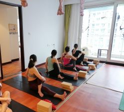 -Yvon yoga 瑜伽·精准体态管理中心