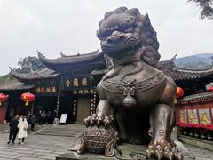 -峨眉山报国寺