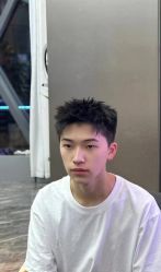 -尤司男士国潮理发馆