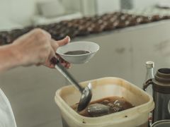 -老字号眼镜子煎包汤包店
