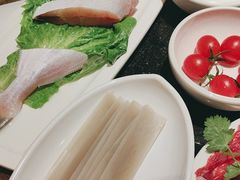 -周师兄大刀腰片火锅(洪崖洞旗舰店)