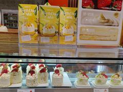 -罗森尼娜(德思勤店)