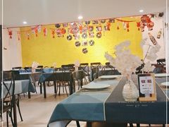 -又见马甲M8融合西餐厅(体育中心店)