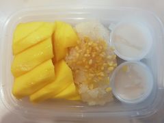 -陈记甜品窝(中山北路店)
