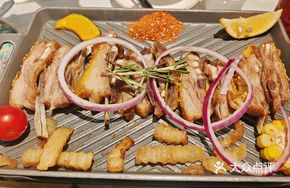Yi Pin Roasted Lamb Ribs