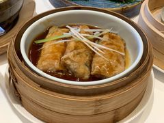 鲍汁腐皮卷-白天鹅宾馆-宏图府餐厅