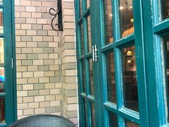 -玛格萝妮比萨屋(四平店)