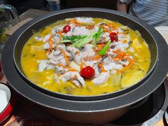 -山城外·非遗酸菜鱼(蜀都万达店)