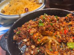 -川流不息·地道川菜·小龙虾(新松江路店)