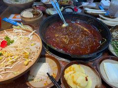 -赵美丽·重庆社区火锅·直营店(火车东站·中豪国际店)