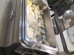 -江门新会碧桂园凤悦凤凰酒店(万达广场店)