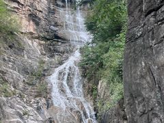 -大平台龙居瀑布旅游区