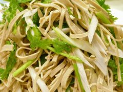 -鲁菜根·泰安菜(万达店)