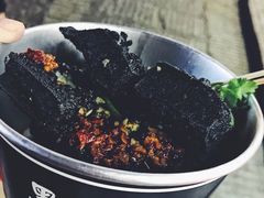 -黑色经典臭豆腐·湖南特产(坡子街店)