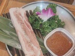 -明洞阿姨·韩式酱蟹烤肉·创意料理(三元桥店)